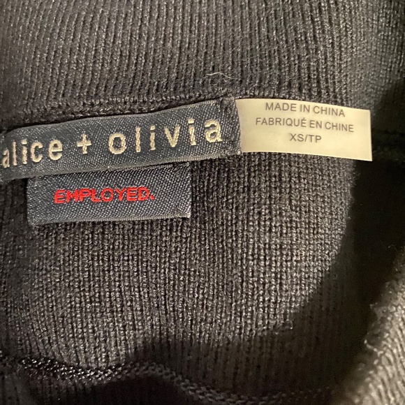 Alice + Olivia Black Crop Top Size XS - Picture 2 of 2